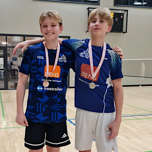Lukas og Noah tager en andenplads i Herredouble U15B ved KMU 2025