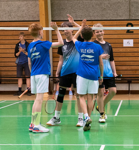 U13 Herredouble siger tak for kampen - og al snak om corona er glemt for en lykkelig stund.